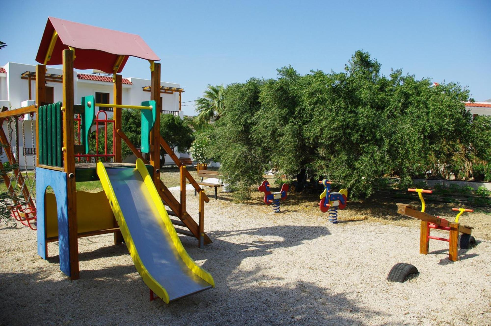 Astron Hotel Kerpe Dış mekan fotoğraf