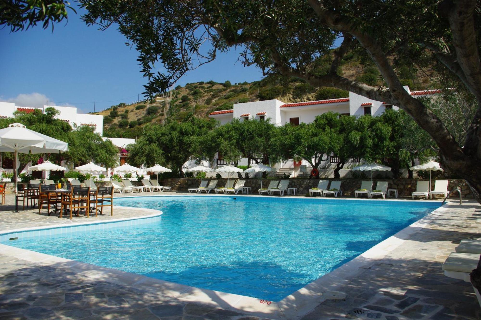 Astron Hotel Kerpe Dış mekan fotoğraf