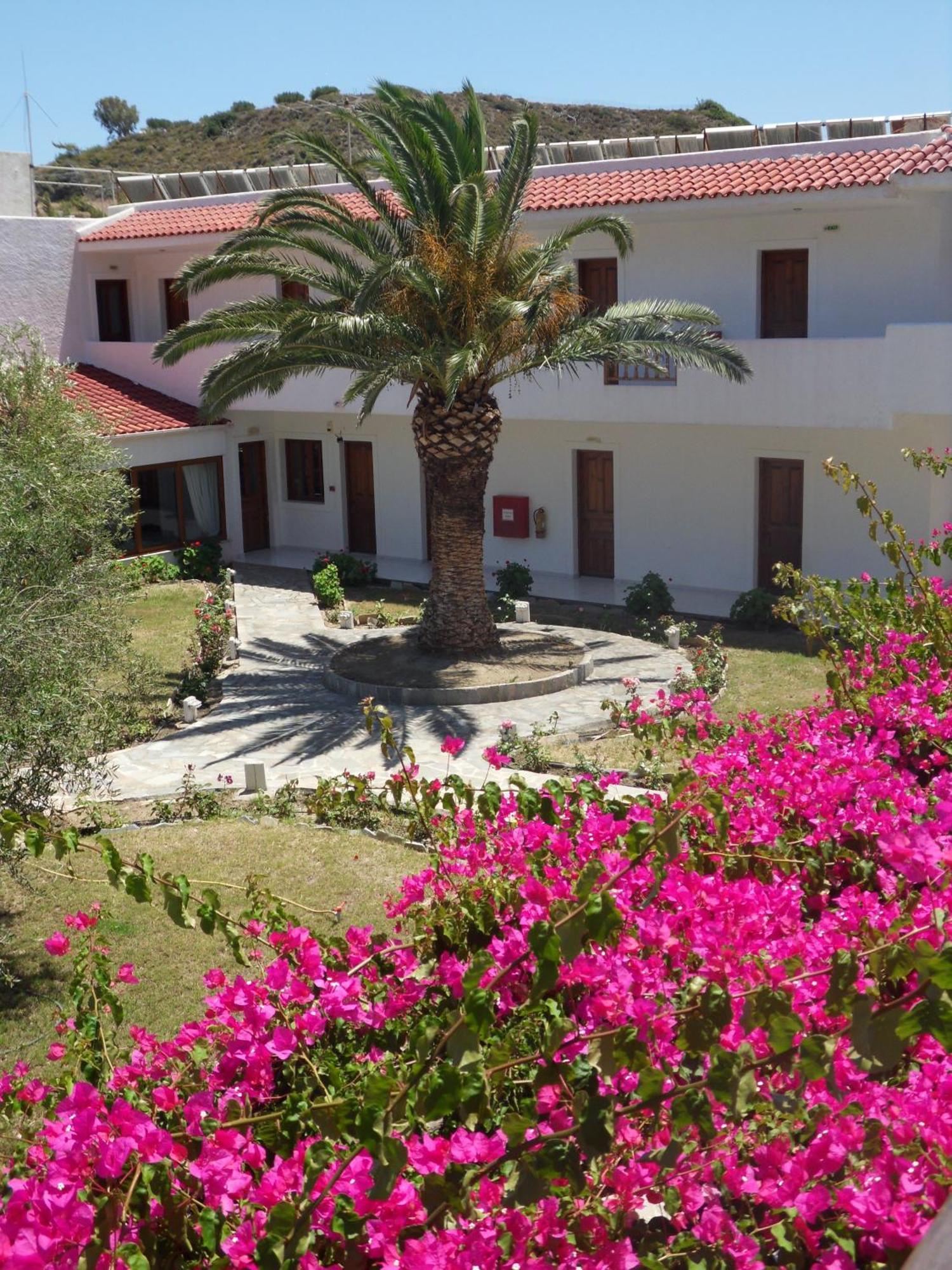 Astron Hotel Kerpe Dış mekan fotoğraf