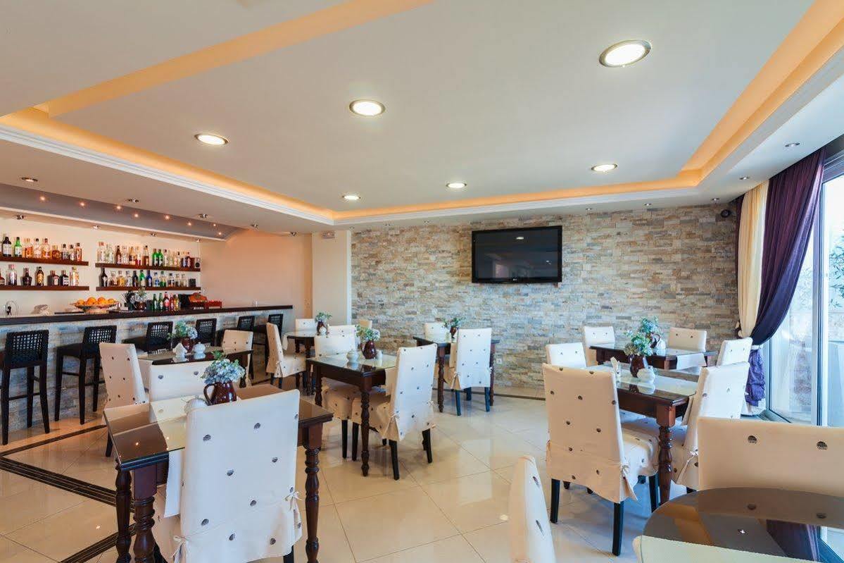 Astron Hotel Kerpe Dış mekan fotoğraf